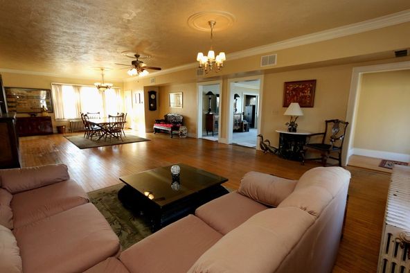 220 Lakeside Dr, Walkerton, IN 46574
